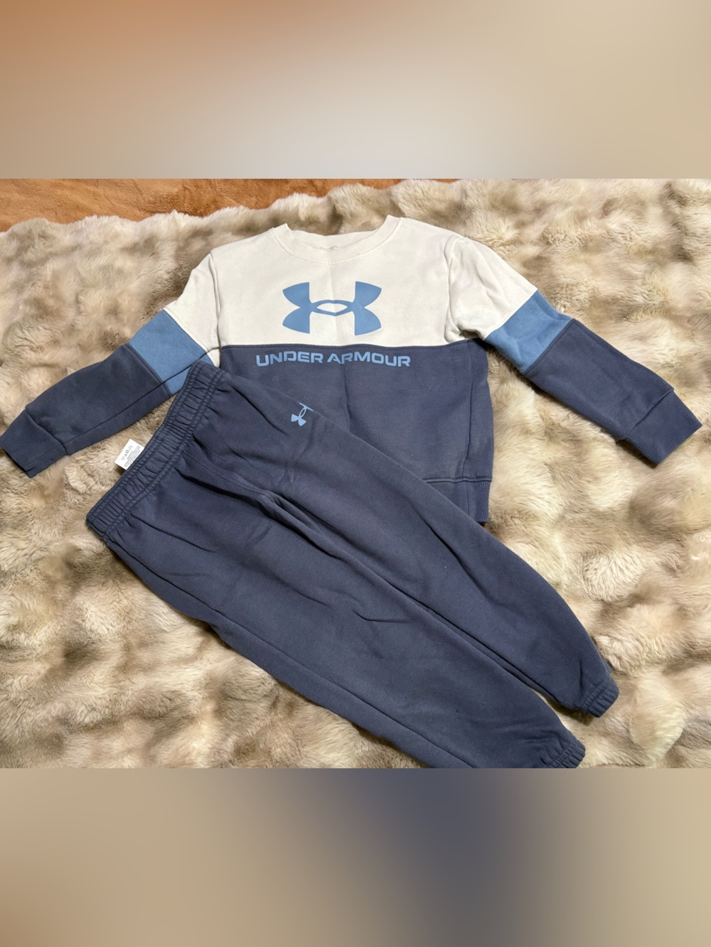 TODDLER BOYS UNDER ARMOUR SWEATSUIT SIZE 4t